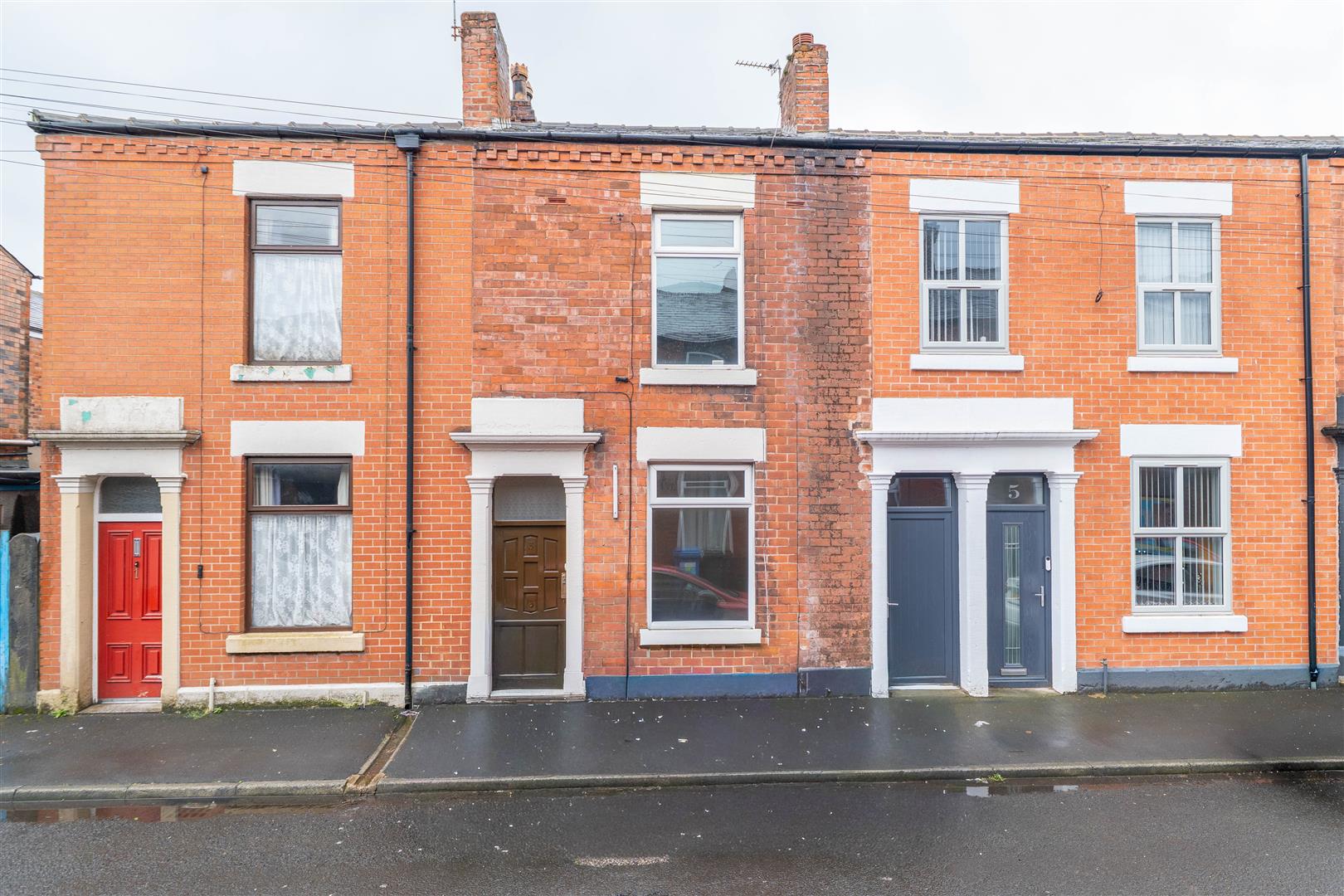 2 bed property in Bannister Street, Chorley